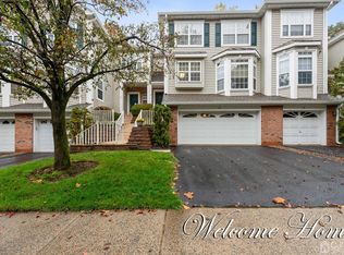 25 Lambiance Ct #13, Highland Park, NJ 08904