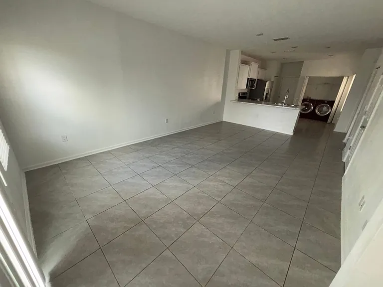 9015 Gifford Dr — Photo 10