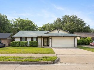 410 Rollingridge Ln, Garland, TX 75043