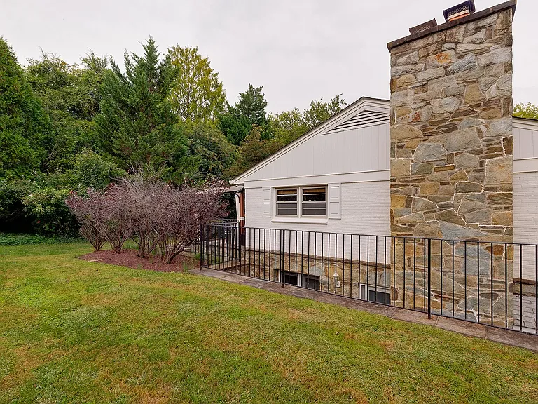 9420 Holland Ave — Photo 56