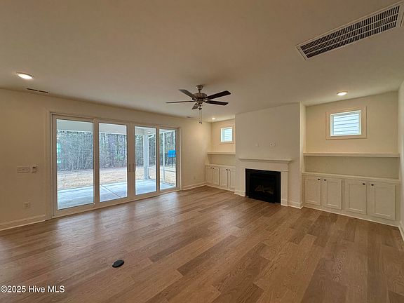 4th image of 4022 Watersail Drive #119