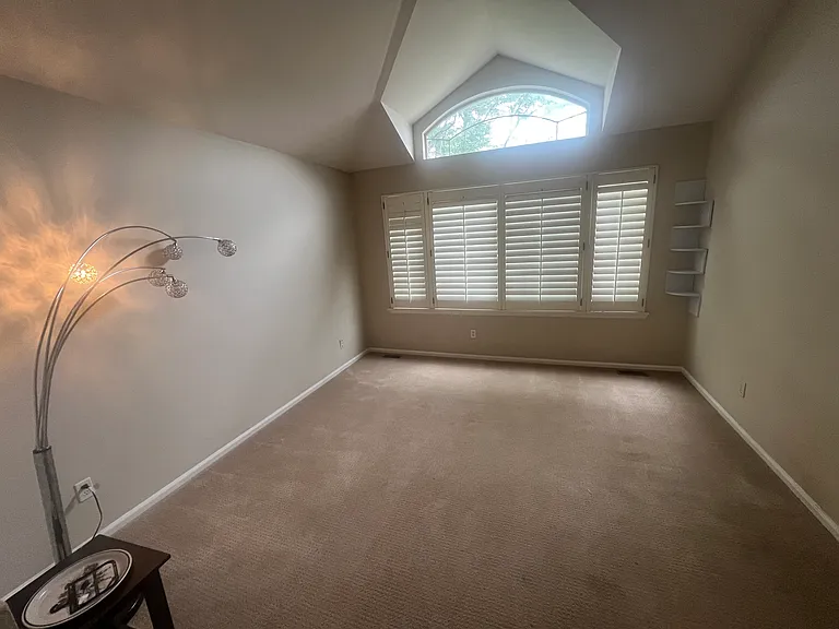 1814 S Ironton St — Photo 13