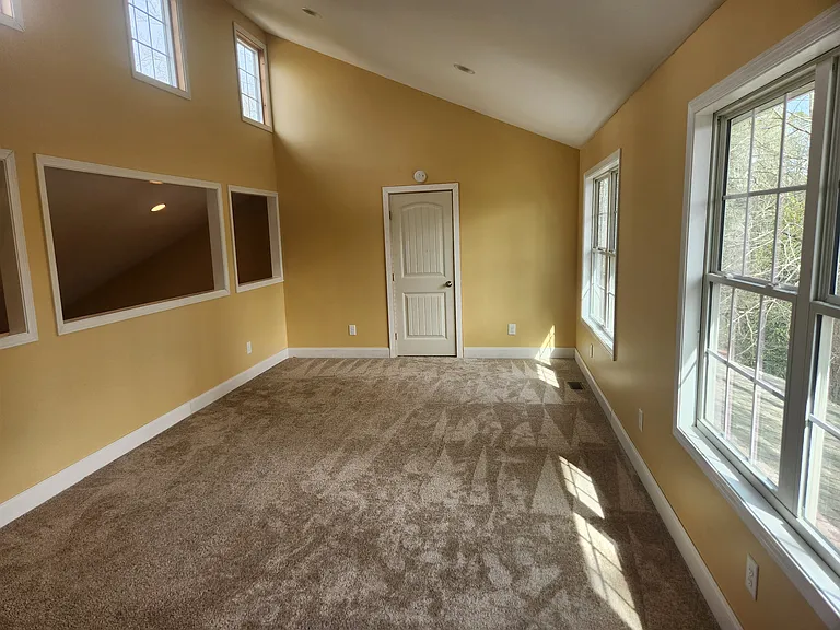 223 Varnes Ln — Photo 32