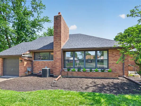 8978 Blossom Dr, Cincinnati, OH 45236