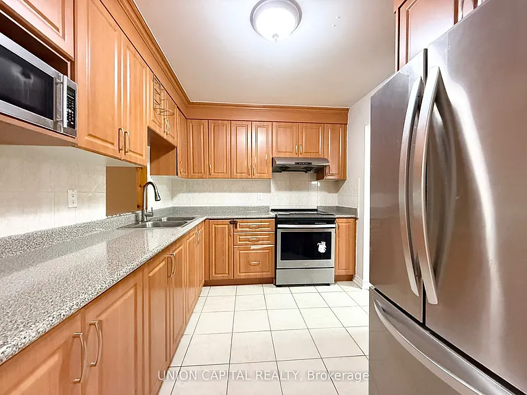 115 Dunbar Cres — Photo 5