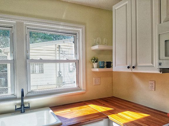 Kitchen sights