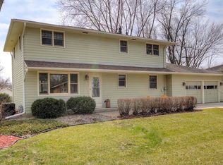 359 Cannon View Dr, Red Wing, MN 55066