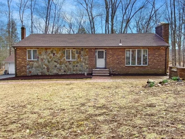 909 Fairview Lake Rd, Stillwater Twp., NJ 07860