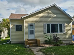 116 3rd St NE, Barnesville, MN 56514