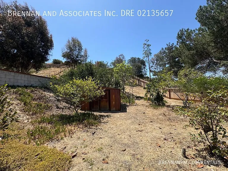 1697 Parkland Way — Photo 28