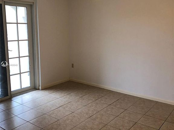 2nd image of 1280 S Alhambra Cir APT 1215
