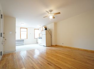 188 22nd St #3A, Brooklyn, NY 11232