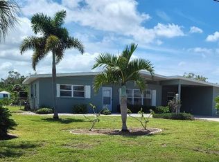 828 Blue Heron Blvd, Ruskin, FL 33570