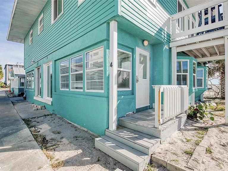 19506 Gulf Blvd #4 — Photo 16