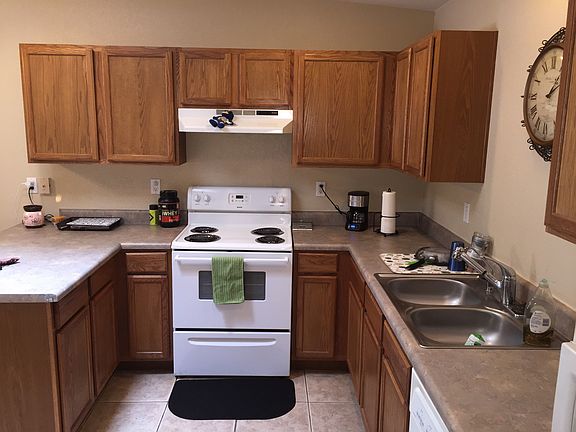 3rd image of 2701 McCulloch Blvd N