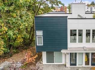 3914 S Brandon Street, Seattle, WA 98118