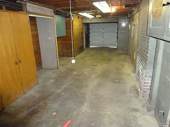 5th image of 36 Bolinas Ave