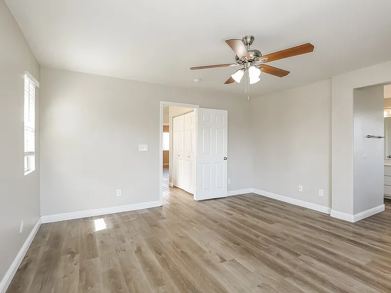 1022 Shades End Ave — Photo 10