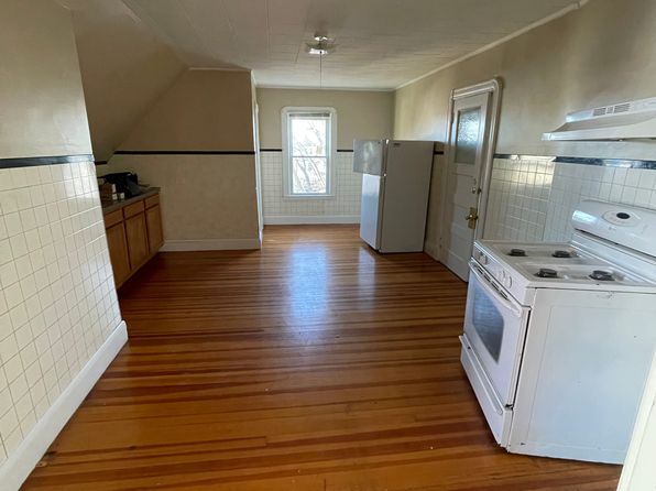 23-25 Cleveland St APT 3