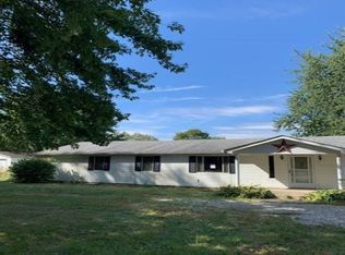 1122 Rice Rd, Centerville, IN 47330