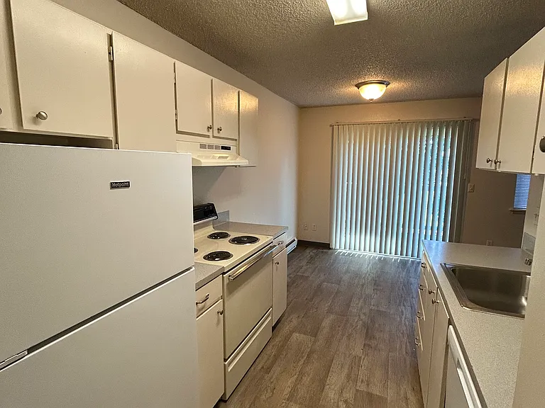 Washington Park Apartments — Photo 61