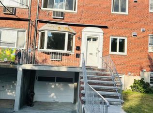 6115 219th St FLOOR 1, Oakland Gardens, NY 11364