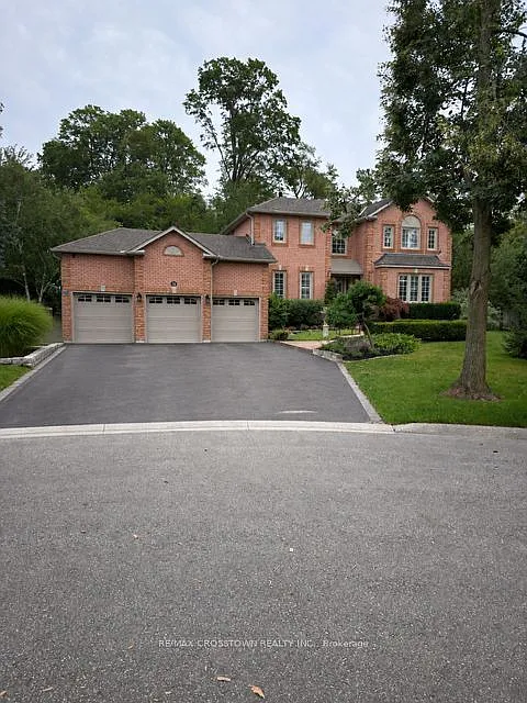71 Treegrove Cir #BSMNT