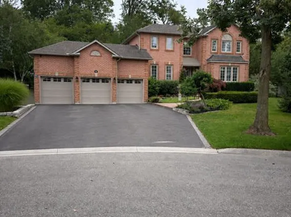 71 Treegrove Cir, Aurora, ON L4G 6M2