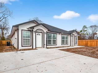 7725 Hoffman St #A-b, Houston, TX 77016