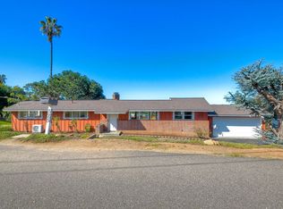 525 Crest Dr, Vista, CA 92084