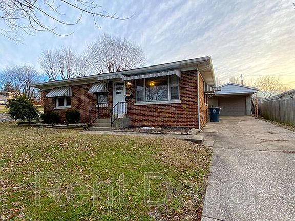 2nd image of 1113 N Helfrich Ave