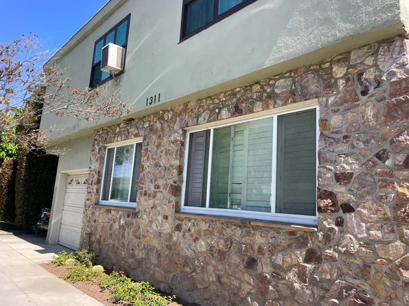 1311 E 1st St APT 9, Long Beach, CA 90802