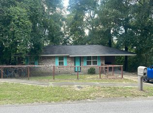 93 N 1st St, Defuniak Springs, FL 32433
