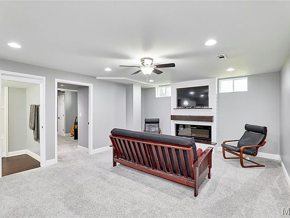 4th image of 7373 Little Oaks Dr