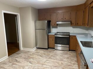 130 Emerson Gardens Rd UNIT 130, Lexington, MA 02420