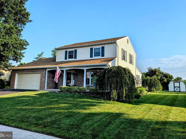 105 Hoke Dr, Gettysburg, PA 17325