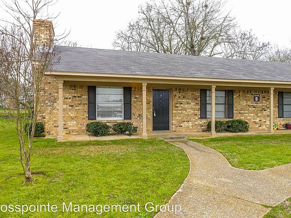 4th image of 303 Cooper St And 300 Hilltop Ln #14