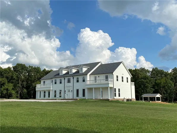 14219 Taylor Rd, Springdale, AR 72762