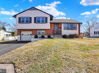 229 Bard Ave, Sinking Spring, PA 19608