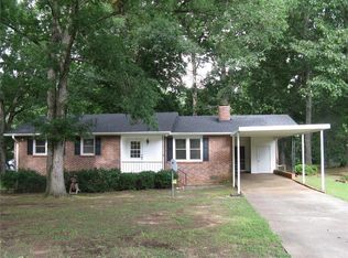 1305 Farmer Rd, Starr, SC 29684