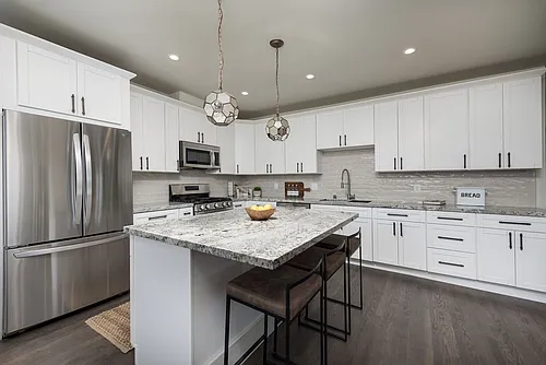3521 J St Photo 1