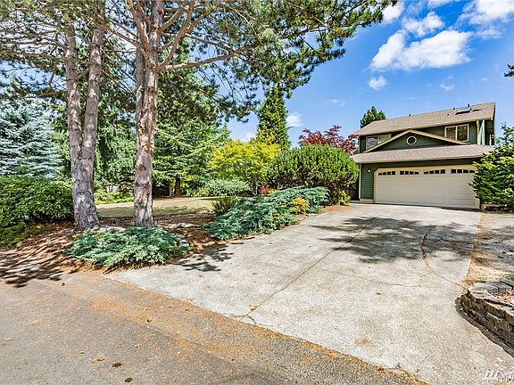 2nd image of 11707 132nd Avenue Ct E
