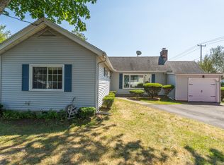 139 Pennsylvania Ave E, Niantic, CT 06357