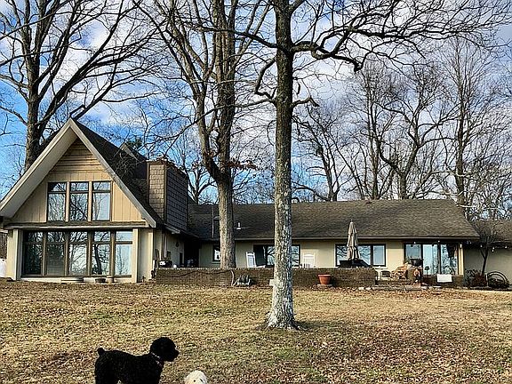 5th image of 3502 Panorama Dr SE