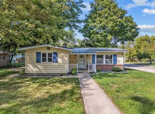 556 E Broad Ave, Nappanee, IN 46550