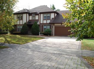 105 Fresno Ct, Naperville, IL 60540