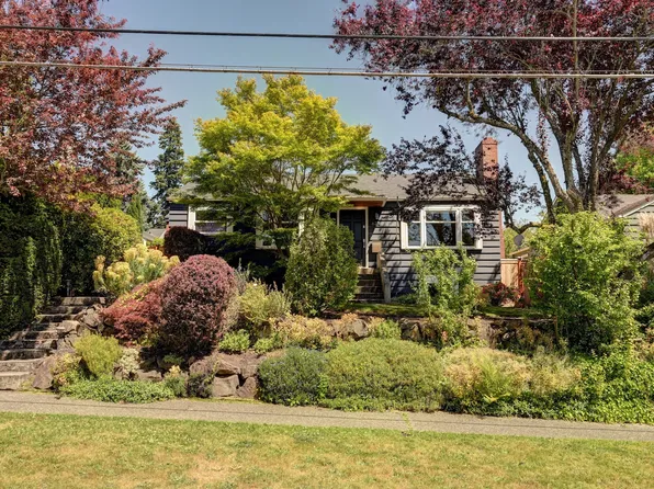 6216 45th Ave NE, Seattle, WA 98115