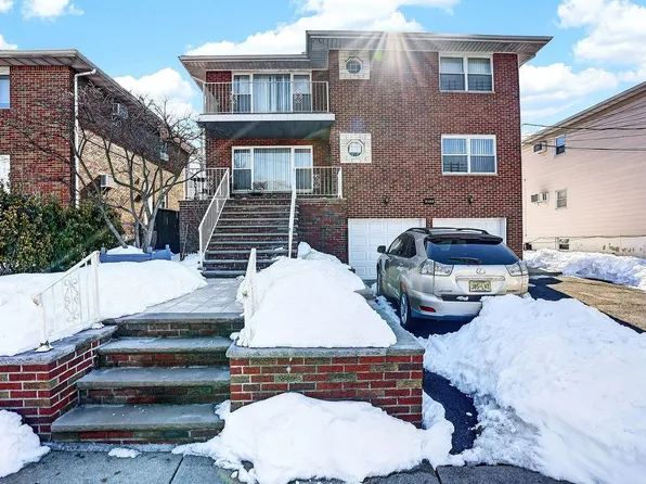 2148 South St, Fort Lee, NJ 07024