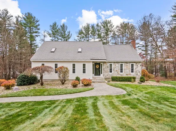 3 Hillside Road, Windham, NH 03087