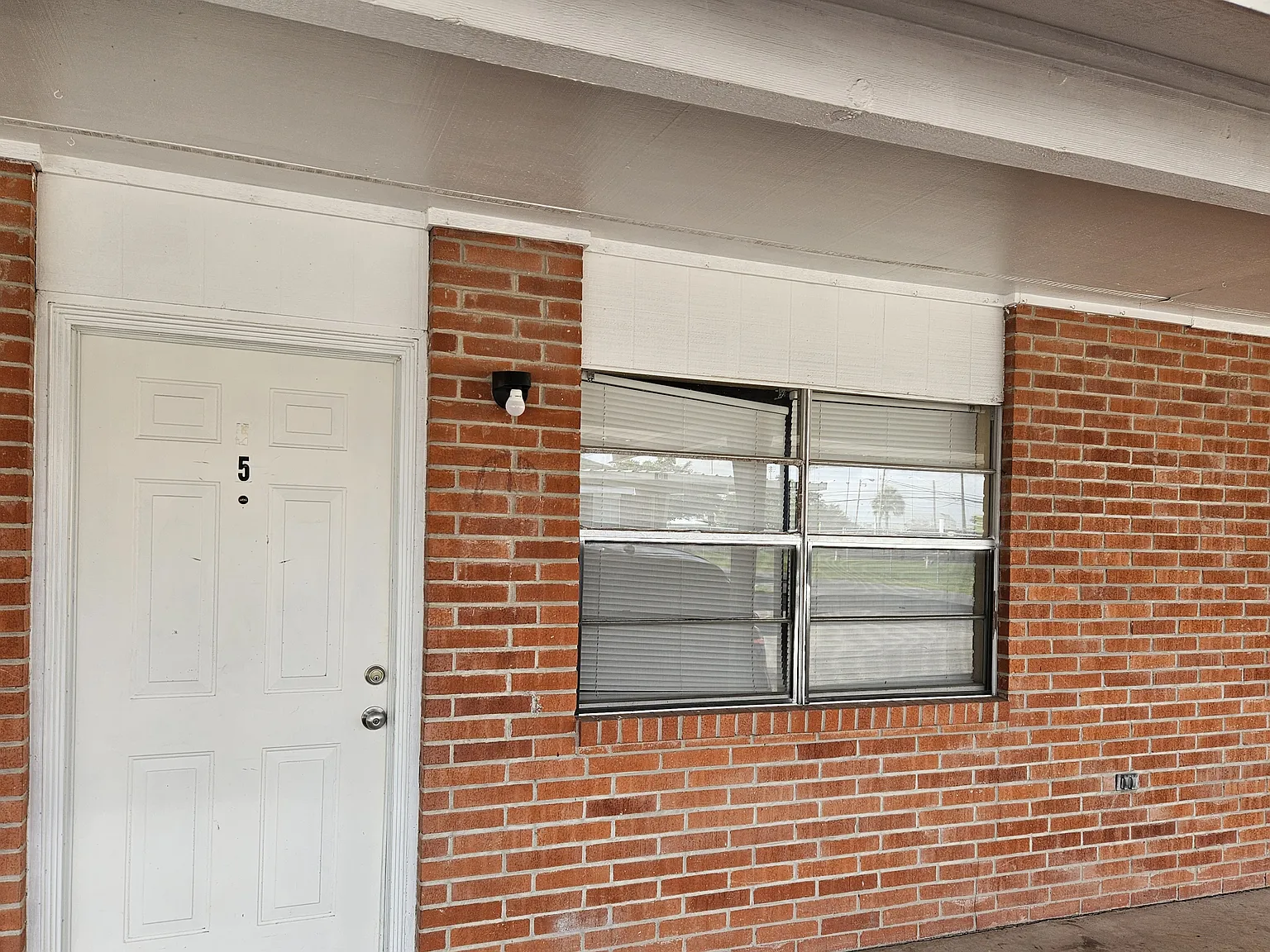 1 bed, 650 sqft, $600 — Photo 1
